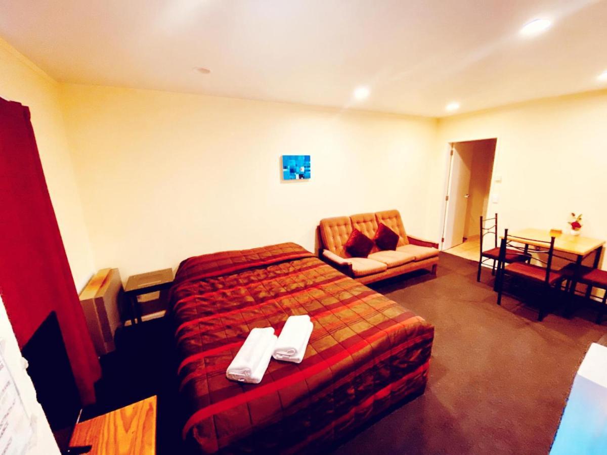 Baden Lodge Motel - Private Spa Bath Rotorua Exterior photo